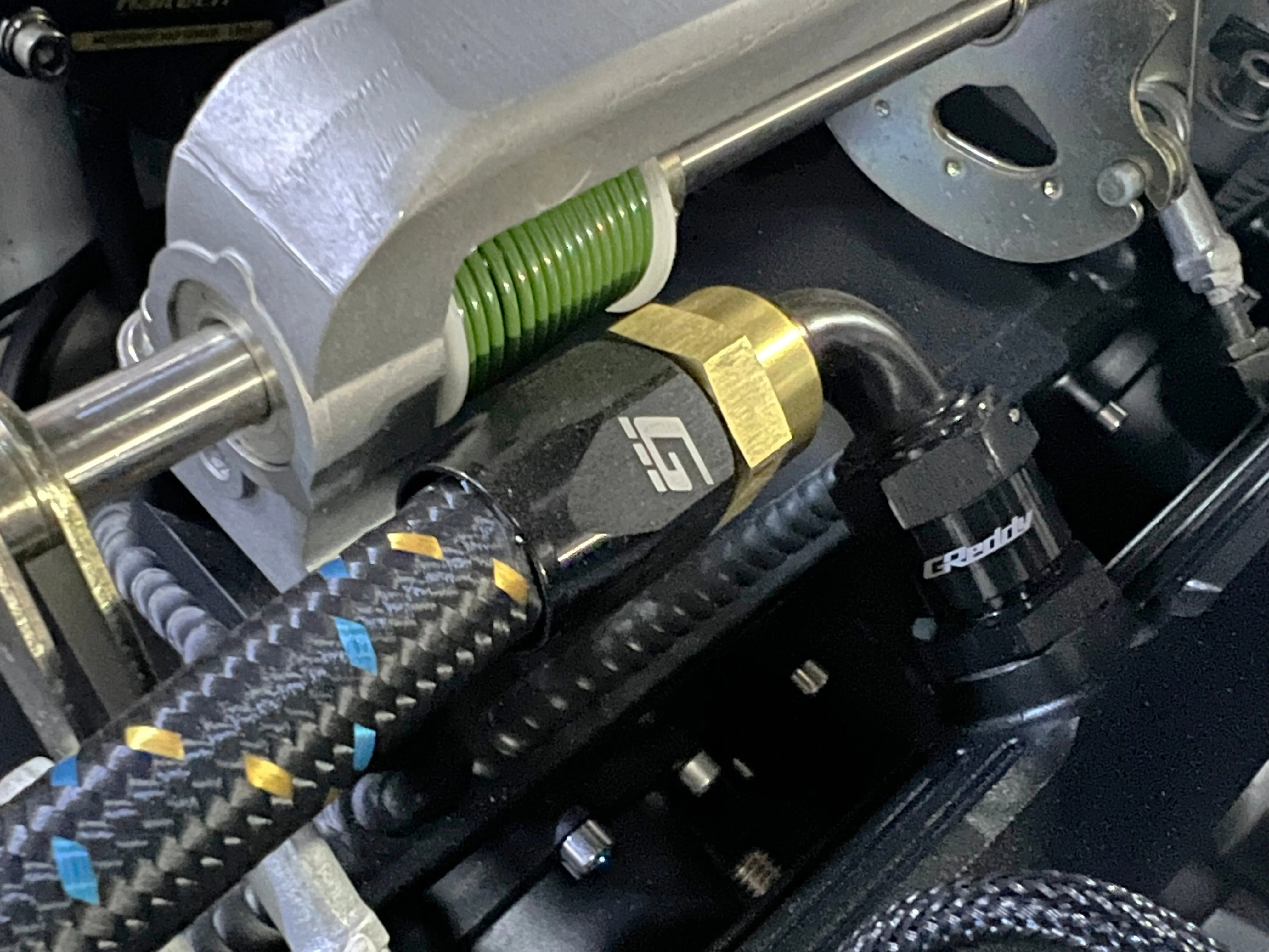 GReddy -16 AN Swivel Hose End(s) - Black / Gold anodized
